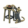 Статуэтка с янтарем "Кот проказник", фотография 1. Интернет-магазин ЛАВКА ПОДАРКОВ