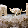 Скульптура "Три мамонта" (бивень мамонта, кварц), фотография 6. Интернет-магазин ЛАВКА ПОДАРКОВ