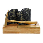 Статуэтка из бронзы и камня "Геолог"