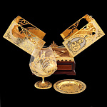  Златоуст ЛАРЕЦ с коньячным фужером (блюдце d=140мм) (никель, золото, фианиты, подставка-ОРЕХ