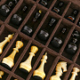Шахматы из мореного дуба с инкрустацией и фигурами из янтаря, фотография 14. Интернет-магазин ЛАВКА ПОДАРКОВ
