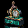 Настольные часы из малахита "Конь с попоной", фотография 2. Интернет-магазин ЛАВКА ПОДАРКОВ