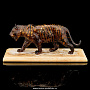 Скульптура из янтаря "Тигр" (в ассортименте), фотография 3. Интернет-магазин ЛАВКА ПОДАРКОВ
