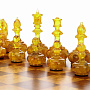 Шахматы в ларце из березового капа с янтарными фигурами, фотография 2. Интернет-магазин ЛАВКА ПОДАРКОВ