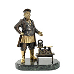 0015039 Бронза Статуэтка "Торговец" Змеевик (4.56)