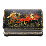 0060954/13*9см  Лаковая миниатюра Палех ШКАТУЛКА "ТРОЙКА" Ларина