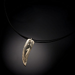 0064439/21 Зуб касатки Кулон с гравировкой "Касатка" (бежевая коробка)