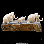 Скульптура "Три мамонта" (бивень мамонта, кварц), фотография 3. Интернет-магазин ЛАВКА ПОДАРКОВ