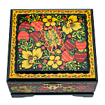 00205773/12*11,5см Хохлома Шкатулка Хохлома "БАБОЧКА.КЛУБНИКА" 12*11,5см Р18