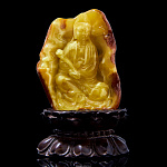 Скульптура из натурального янтаря "Богиня Гуань Инь"