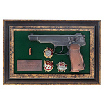 0055075 Гальванопластика Панно с пистолетом "Стечкин с наградами СССР" ПС-42, в под.уп. 25*37см