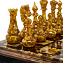 Шахматы с инкрустацией и фигурами из янтаря 30х30 см, фотография 3. Интернет-магазин ЛАВКА ПОДАРКОВ