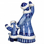 Статуэтка "Зимняя прогулка". Гжель, фотография 3. Интернет-магазин ЛАВКА ПОДАРКОВ