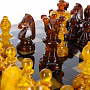 Шахматный ларец с инкрустацией и фигурами из янтаря 50х50 см, фотография 6. Интернет-магазин ЛАВКА ПОДАРКОВ