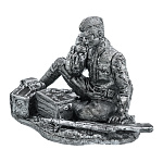 201277-тонир Ол.миниатюра Серия ВОВ"Радист"арт.743