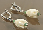 23781/АСС Изделия из кости Серьги"Подснежники"15*10мм,Бивень мамонта,Нефрит В АССОРТ. Л423