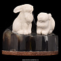 Скульптура "Зайцы у пня", фотография 1. Интернет-магазин ЛАВКА ПОДАРКОВ