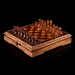 0066199 Шахматный ларец "СТАРЫЙ ЗАМОК" с фигурами,Янтарь, дерево, лак.32,5*32,5*6см