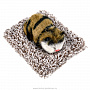 Игрушка из меха "Кошка на подушке", фотография 4. Интернет-магазин ЛАВКА ПОДАРКОВ