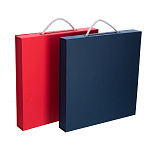 Подарочная упаковка-планшет с ручкой 38х38х5 см