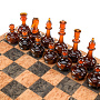 Шахматы из карельской березы с янтарными фигурами 45х45 см, фотография 2. Интернет-магазин ЛАВКА ПОДАРКОВ