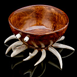  КОСТЬ КОНФЕТНИЦА .рог оленя,клык моржа,кап камен березы