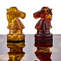 Шахматы с инкрустацией и фигурами из янтаря 30х30 см, фотография 4. Интернет-магазин ЛАВКА ПОДАРКОВ