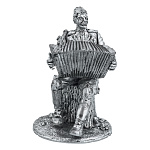 201300-тонир Ол.миниатюра Серия ВОВ"Баянист на пеньке"арт.645