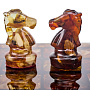 Шахматы с янтарными фигурами 28х28 см, фотография 4. Интернет-магазин ЛАВКА ПОДАРКОВ