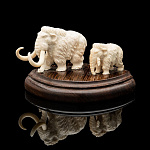 /дерево  Изделия из кости Скульптура "ДВА МАМОНТА НА ДЕРЕВЕ" Бивень мамонта, Дерево В466