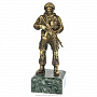 Бронзовая статуэтка "Солдат России", фотография 2. Интернет-магазин ЛАВКА ПОДАРКОВ