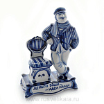 09371 Гжель Скульптура "О.Бендер: Деньги ваши - идеи наши" выс.16см Авт.Черновы Л.и В