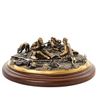 0034723 Бронза Миниатюра "Охотники на привале" литье