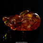 Статуэтка из янтаря "Мышка-малютка", фотография 2. Интернет-магазин ЛАВКА ПОДАРКОВ