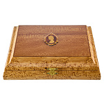 Шкатулка из карельской березы "Камея"