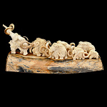Скульптура из бивня мамонта "Мамонты. Трудный переход"