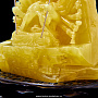 Скульптура из натурального янтаря "Богиня Гуань Инь 1000 рук", фотография 11. Интернет-магазин ЛАВКА ПОДАРКОВ