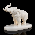 Скульптура из рога лося «Слон»