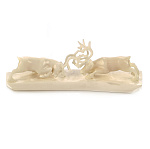 0021220 Кость. Скульптура "Бой оленей" рог лося  Авт. работа