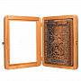 Икона подарочная "Чудо Святого Георгия о змие" в киоте, фотография 2. Интернет-магазин ЛАВКА ПОДАРКОВ