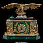 Часы каминные из малахита и бронзы с позолотой "Орел", фотография 1. Интернет-магазин ЛАВКА ПОДАРКОВ