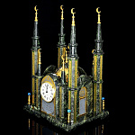 00404842/56см-бел Златоуст ЧАСЫ ИНТЕРЬЕРНЫЕ "МЕЧЕТЬ" УКРАШЕННЫЕ выс.56см