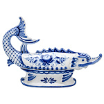 0063395 Гжель Икорница "Осетр" в кобальте 15*21*6,3см 