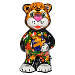 0068376 СИМВОЛ ГОДА  Скульптура "ТИГРЕНОК С ПОДАРКОМ"  роспись под Хохлому выс. ок 14см