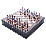 0080799 ШАХМАТНЫЙ ЛАРЕЦ С ОЛОВЯННЫМИ ФИГУРАМИ "Битва при Ватерлоо" 48*48см