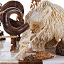Скульптура из бивня мамонта "Охота на мамонта", фотография 7. Интернет-магазин ЛАВКА ПОДАРКОВ