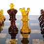 Шахматный ларец с инкрустацией и фигурами из янтаря 50х50 см, фотография 1. Интернет-магазин ЛАВКА ПОДАРКОВ