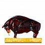 Скульптура из янтаря "Бык - опора России", фотография 1. Интернет-магазин ЛАВКА ПОДАРКОВ