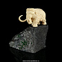Скульптура из кости "Мамонт". Бивень мамонта, уваровит, фотография 4. Интернет-магазин ЛАВКА ПОДАРКОВ