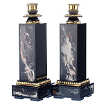 0039528/8944 Нат.камень КОМПЛЕКТ ПОДСВЕЧНИКОВ (2шт.) яшма бронза 80*80*240мм 1900гр